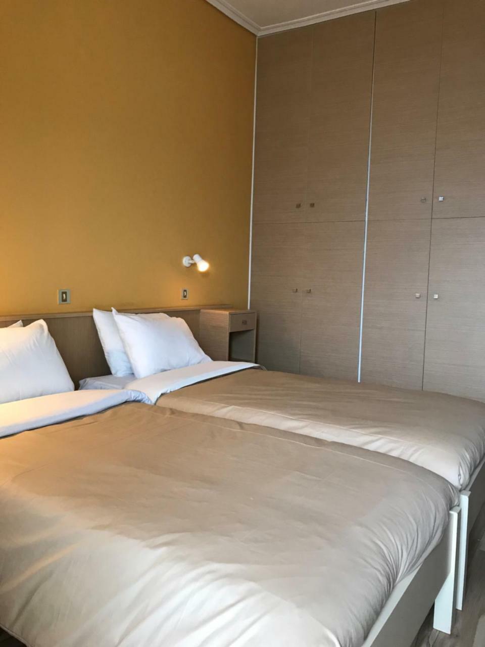 Galaxy Hotel Карист Екстер'єр фото