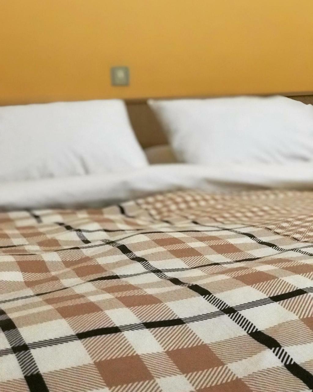 Galaxy Hotel Карист Екстер'єр фото